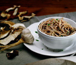 spaghetti-aglio-olio-porcini